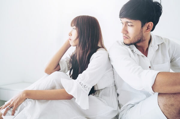 なんで好きなんだっけ…？男が“気になる女性”に「冷める瞬間」