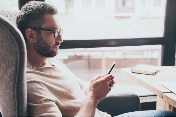 別れの予感【この返信は要注意！】彼からのLINEでわかる「別れたいサイン」4つ