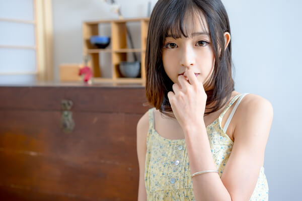 【男子心理】「草食系女子」との恋愛はありかなしか？