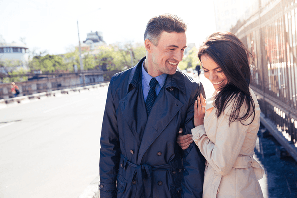 べた惚れだからそばにいたい…♡男が「本命にするわかりやすいアプローチ」