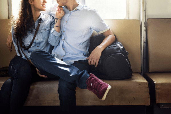 今なにしてる？男性が不意に「会いたくなる女性」の特徴4つ