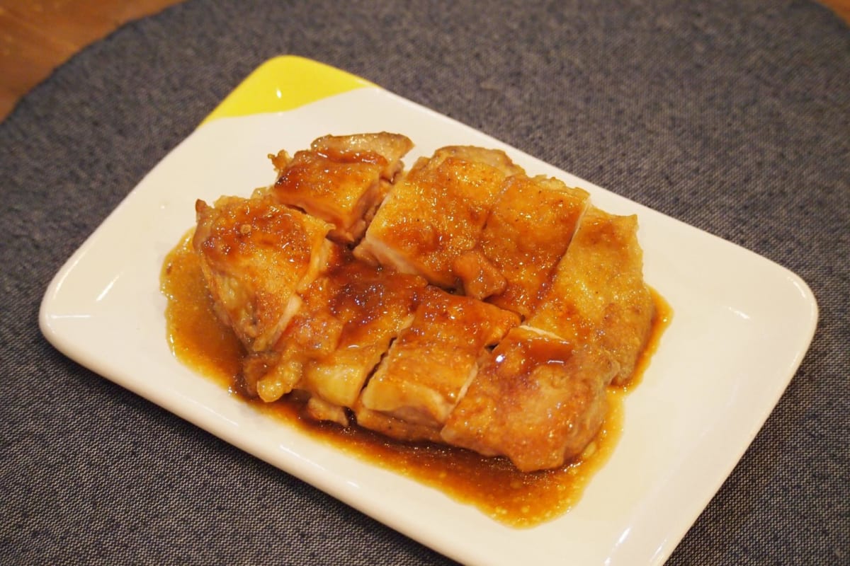 【簡単お肉レシピ】ご飯との相性バッチリ！「照り焼きチキン」の作り方