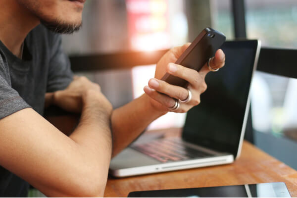 返すのだる過ぎだわ…男が離れていく「LINEでの地雷ワード」4つ