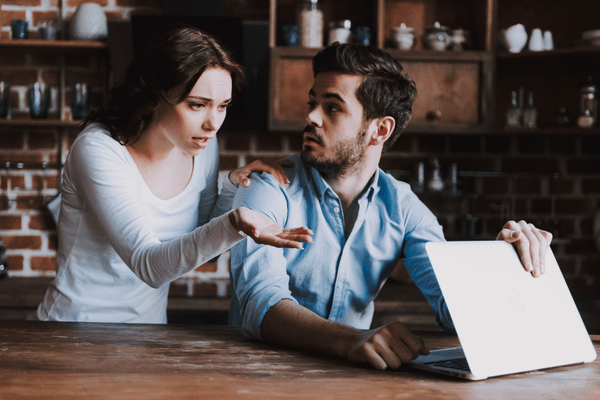 もう付き合ってられん！男が彼女に「愛想を尽かす瞬間」とは