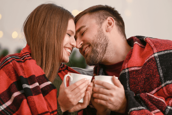 好きすぎてゴメンね♡「彼女好きすぎ男性の性格」4選