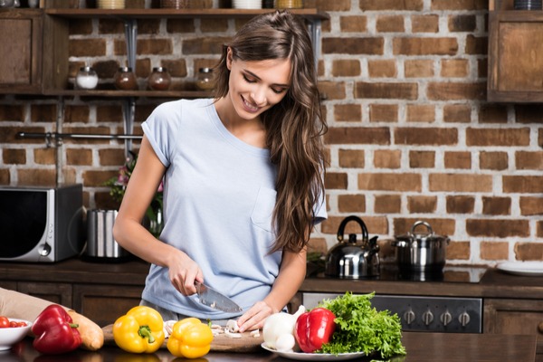 惚れました！男に聞いた彼女との「付き合う決め手」4選