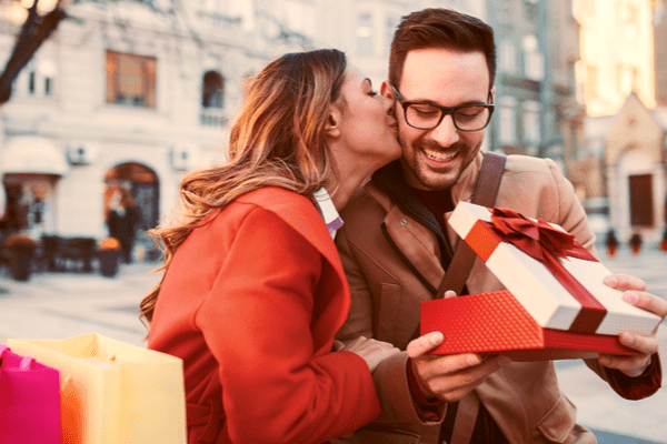 喜んでなんかいないやいっ！♡男性が隠す「実は嬉しいこと」