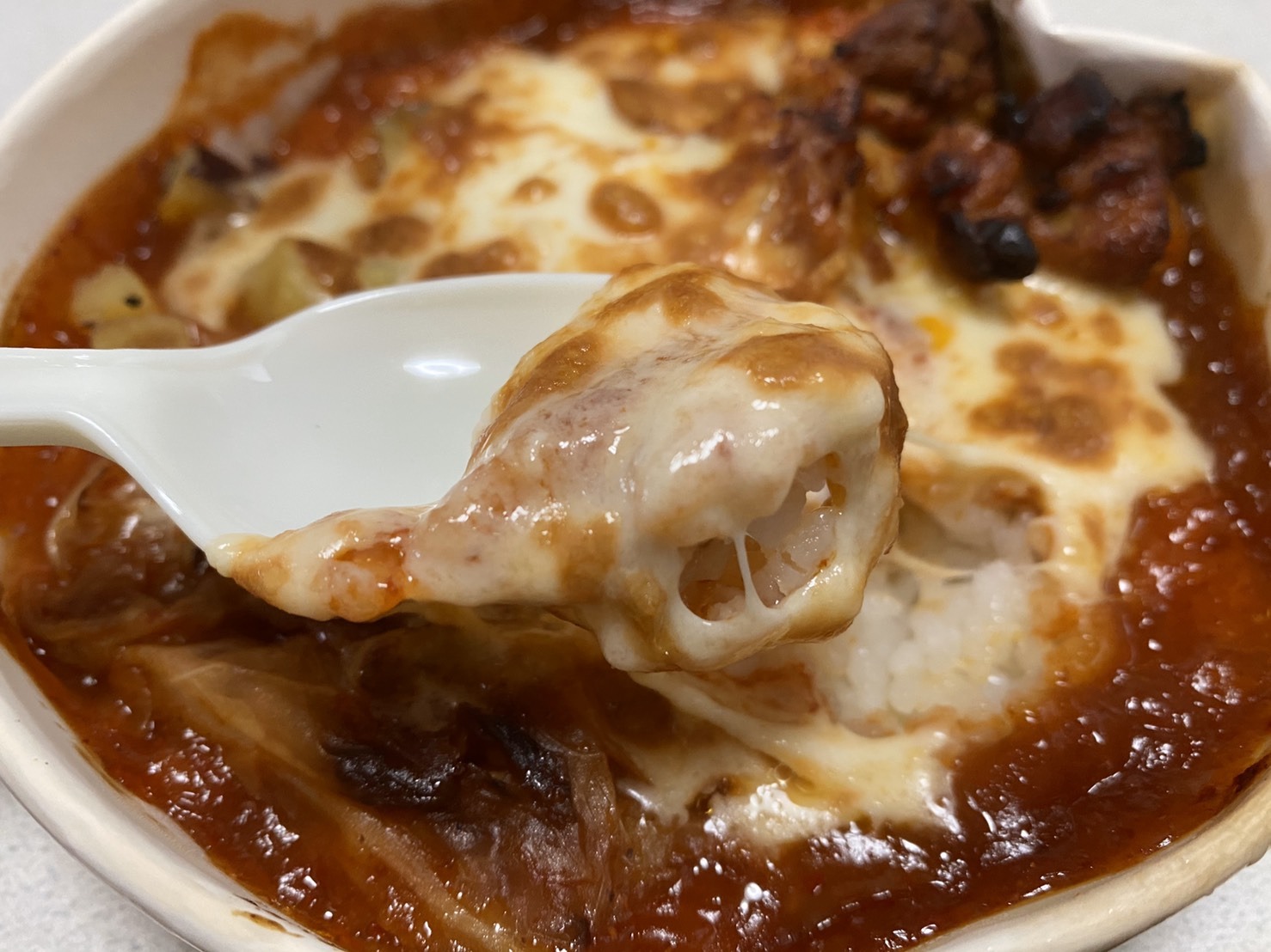 【コンビニ大手3社をガチ比べ！】今アツい「激うまチーズグルメ」はコレ！