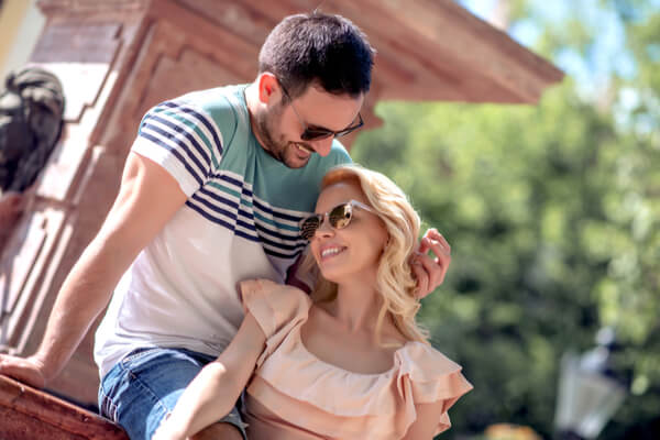 どこまでも～♡男性に「追いかけられる女性」の特徴って？