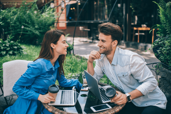 俺が欲しいのはお前だけ♡男が「独占したくなる女性」の特徴4つ