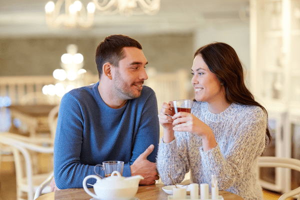 この姿を見せるのは君の前だけ♡男が無意識にする「好きサイン」4つ