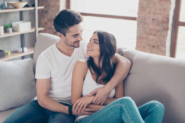 落ち着くなぁ…♡男が安らぎを感じる「相性の良い女性」とは？