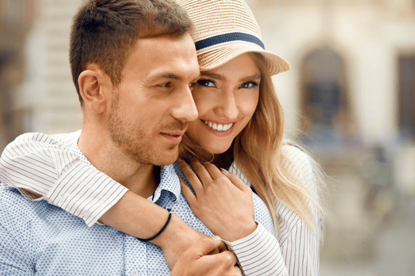 理屈じゃないんです…男性が「本能」で好きになる女性って？