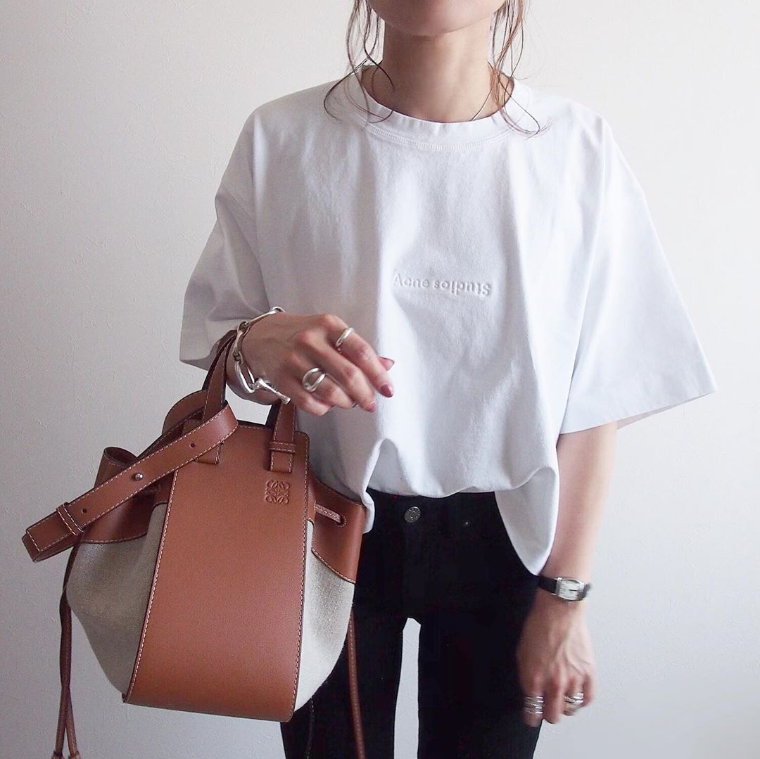 どんなスタイルにも合う！万能【黒スキニー】コーデ4つ