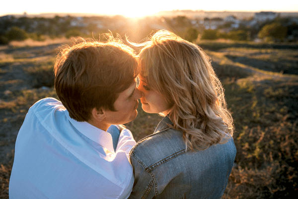 彼氏いるの…？男が気になる女性だけに使う「特別な言葉」4つ