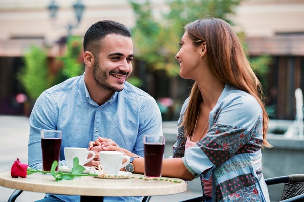 頭から君が離れない♡男が「本気で好きな女性」にだけする行動