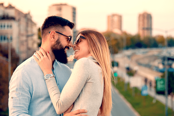 はぁ〜幸せ…！彼に愛情を伝える「くっつきかた」4つ