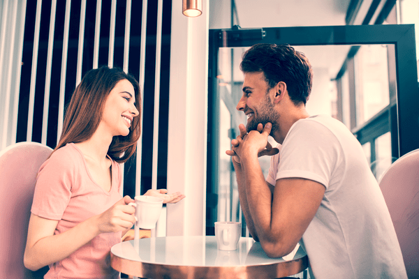 この気持ちはなんだ…男性がともだち女子を「恋愛対象として意識」した瞬間