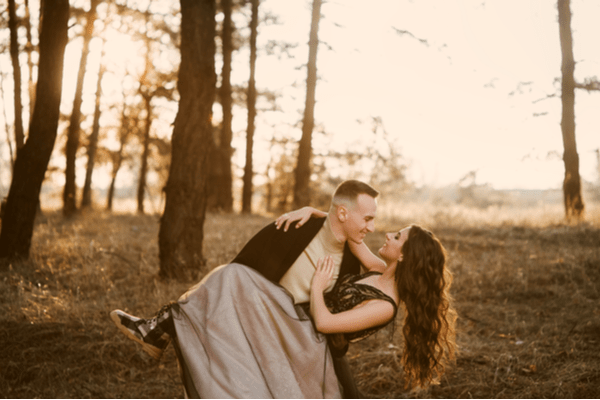 お手をどうぞプリンセス♡男性から「お姫様扱い」してもらえる方法4選