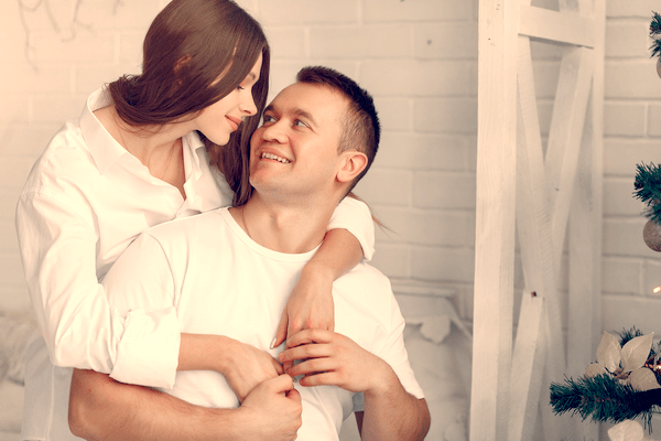 骨抜きにされるぅ〜！男性が思わずニヤける「萌えハグ」のテクニックとは？