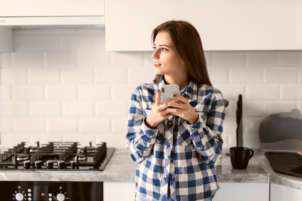 LINEでこっそり差をつけろっ！男性を悩殺する「モテ女子LINEテク」4選