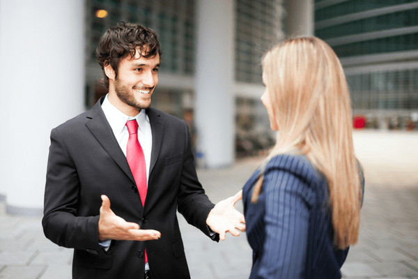 「初対面の女性」に好印象を与える方法4つ