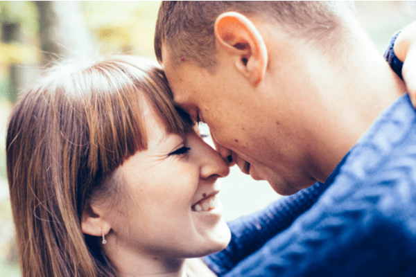 それ、誘惑してんの…？♡男をトリコにする「キス中のセリフ」とは