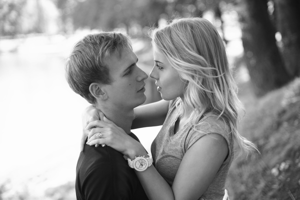 ゼロ距離で君を感じたいんだっ！男性が「抱きしめずにいられなくなる」瞬間4つ