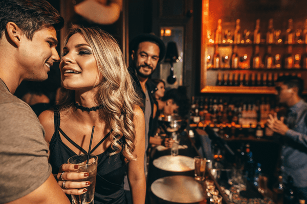 今夜は帰らせない♡男が「お持ち帰りしたくなる女性」の特徴4つ