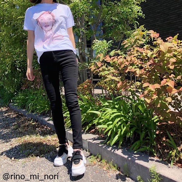 シンプルも柄物も♡【ZARA】のゆる可愛い「Tシャツコーデ」4選