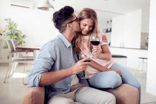 その唇離さない…♡男が「本命だけにするキス」って？