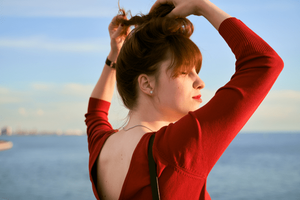 男が「エチエチな気分になる」女性のセクシーな仕草4つ