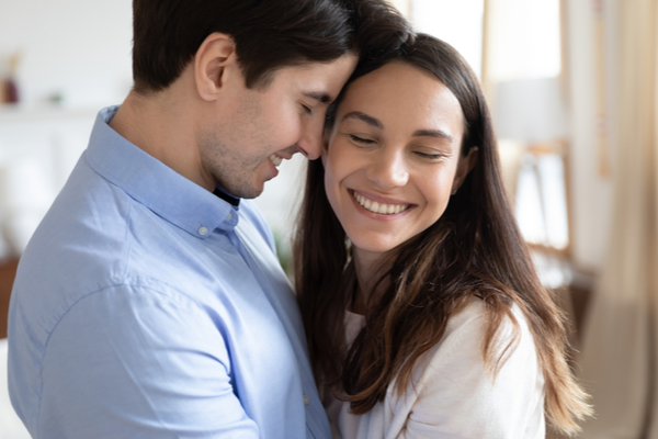 もう食べちゃいたいっ♡男がキュンとする「ピュアかわ女子」の特徴