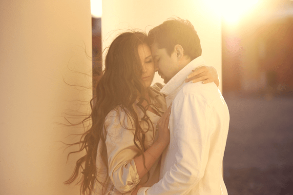 ベッド連れてくよ…♡男を発情させる「セクシーなキス」4つ