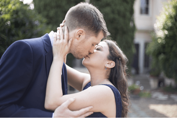 ん…気持ちいい♡女性を「興奮させるキス」の仕方とは