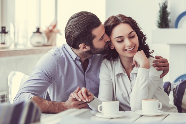 意中の彼は当てはまる？彼女を「幸せに出来る男性」の共通点