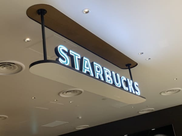 これを頼めば間違いない！【スタバ】まじで美味しい「話題カスタム」3選