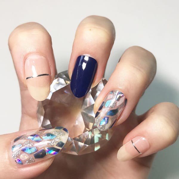 友達に褒められる！オシャレな指先を演出する「デザインネイル」4選