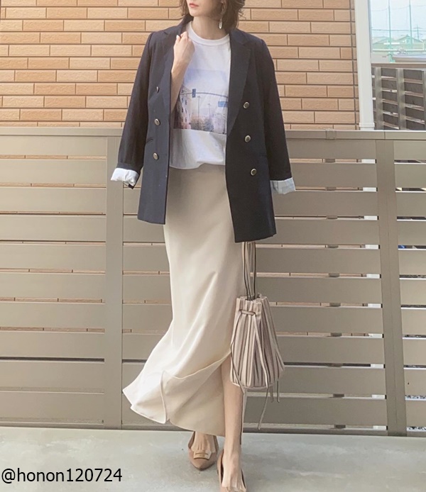 トレンド着るならコレ♡遊び心ある「フォトTシャツコーデ」4選