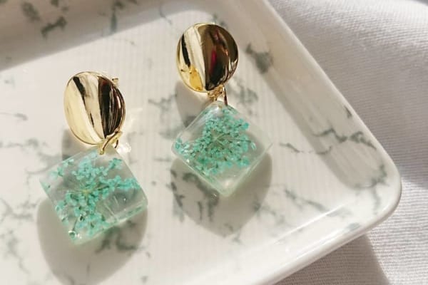 バリエーション多ッ！【100圴】オシャ見えする「アクセサリー」4選