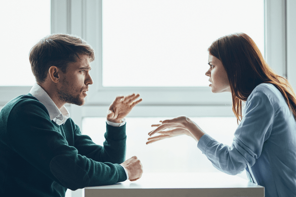 結婚は出来ないなぁ…！男が「こいつないな」と思う女性の特徴