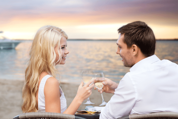 全人類に見せびらかしたい♡男がつい「自慢したくなる彼女」とは