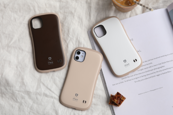 カフェ女子におすすめ！人気の【iFace】に「カフェカラー」が新登場！