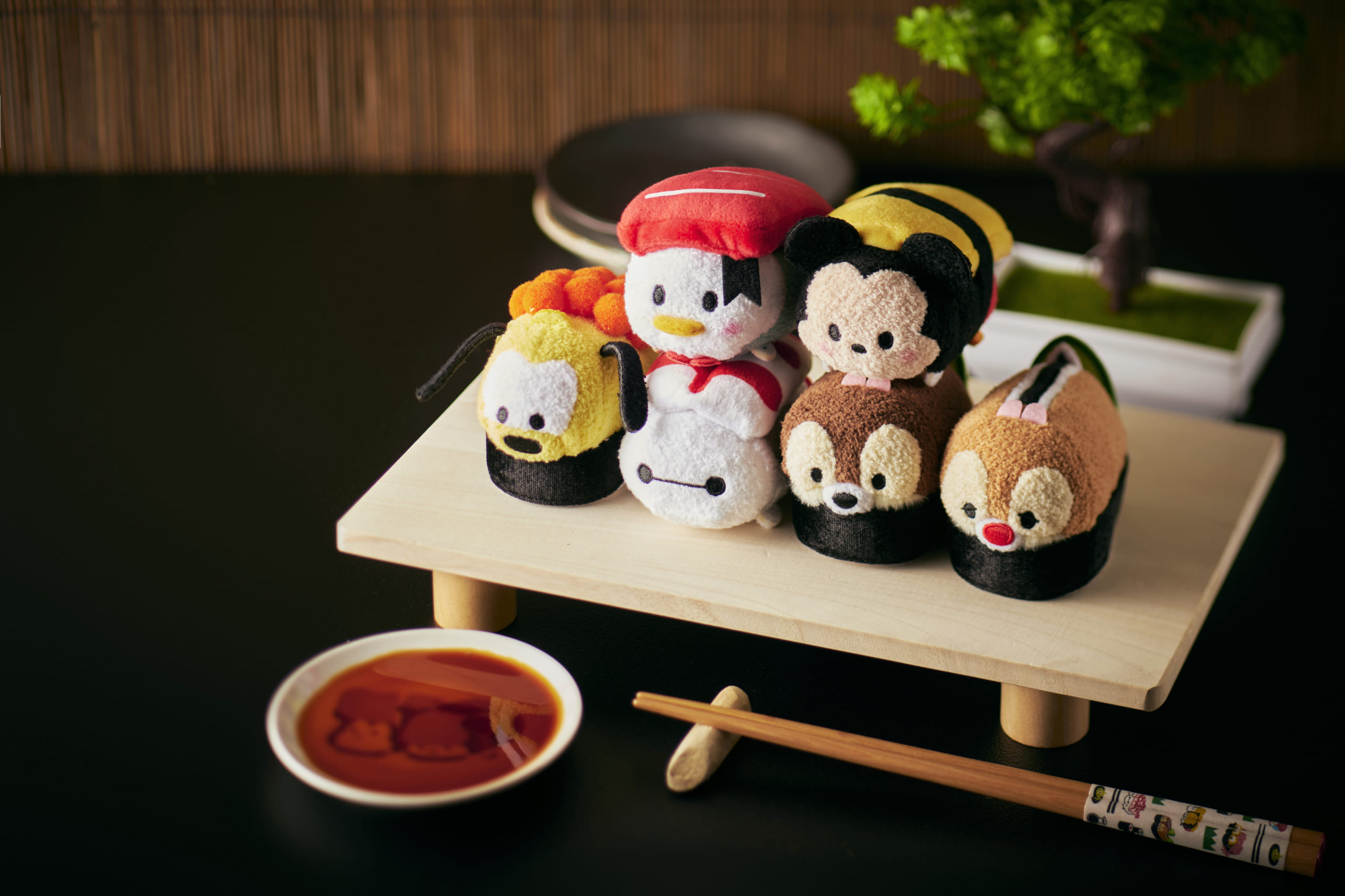 【ディズニー】から可愛すぎる「アレ」モチーフの商品が登場！！