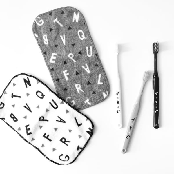 さすが【ダイソー】【セリア】オシャレすぎる「モノトーンアイテム」