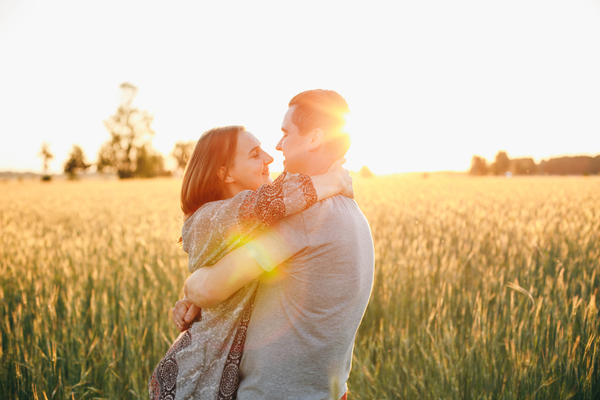 皆に紹介させてッ！女性が「自慢したくなる彼氏」の共通点4つ