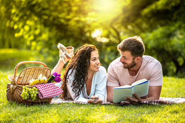 【聞き逃し注意】女性が「脈あり男性だけ」にしか言わないセリフ4つ