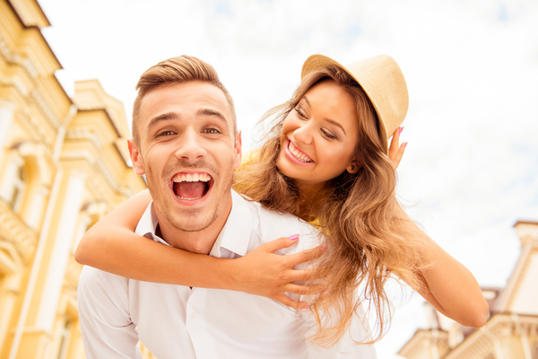 手放したくない！彼に「一生一緒にいて欲しい♡」と思わせる女性の特徴4つ