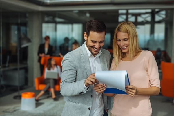 つい頼りたくなっちゃう♡「仕事ができる男性」の特徴って？