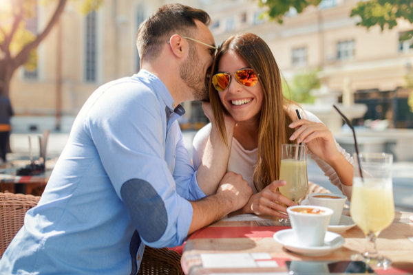 はい惚れた～♡女性が「ささやかれたいセリフ」4選